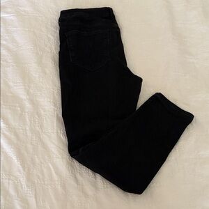 FLASH SALE | LEAVING THIS WEEK! 
Old Navy Black High Rise Skinny Jeans